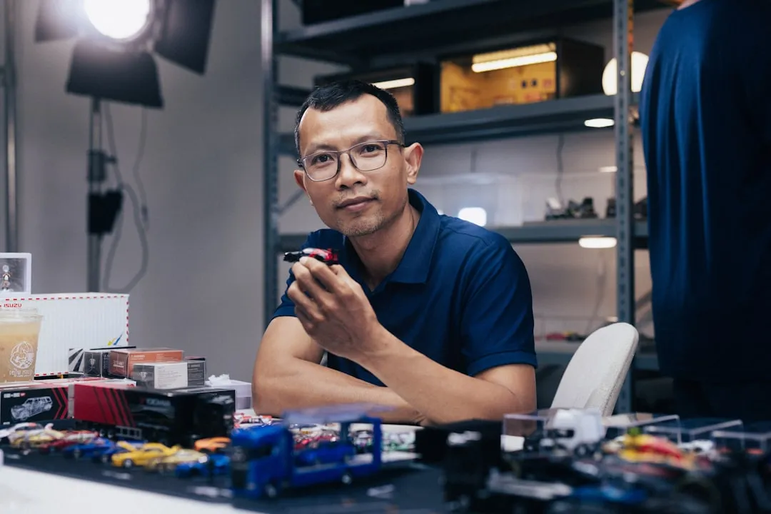 渝中区音迪娱工业触摸屏产品型号参数对比分析