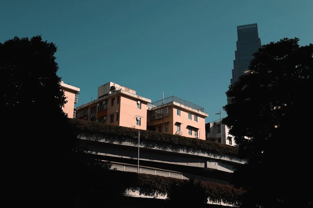 音迪娱HMI人机界面产品型号对比：性能差异与适用场景分析
