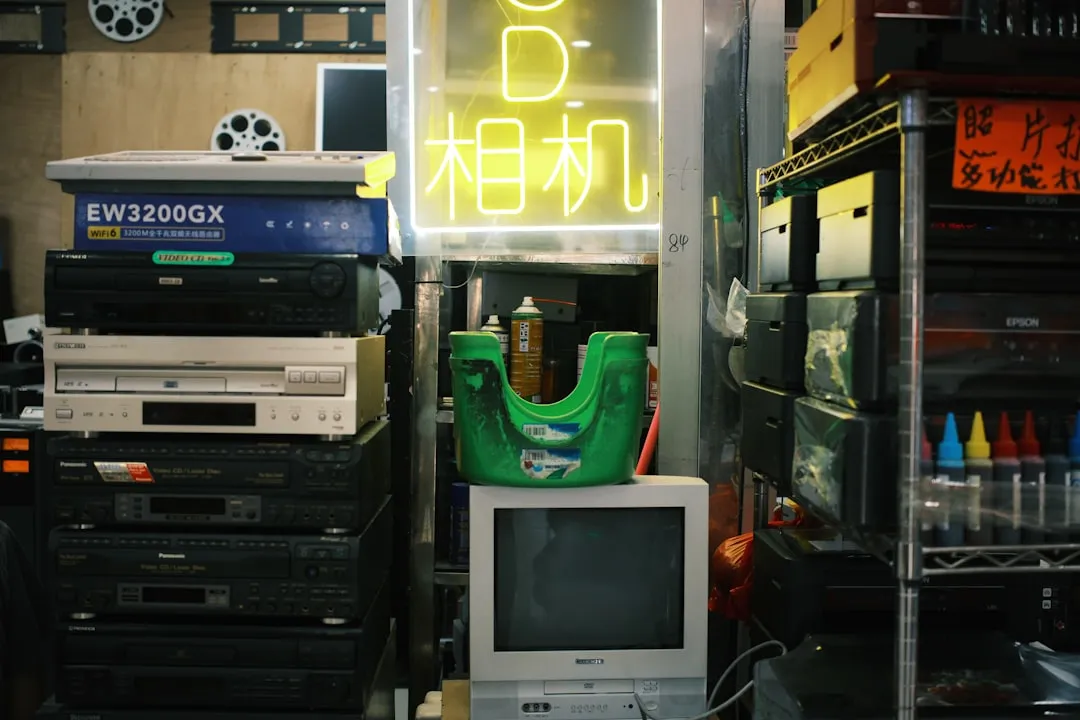 工业触摸屏选型指南：HMI人机界面如何匹配自动化控制系统