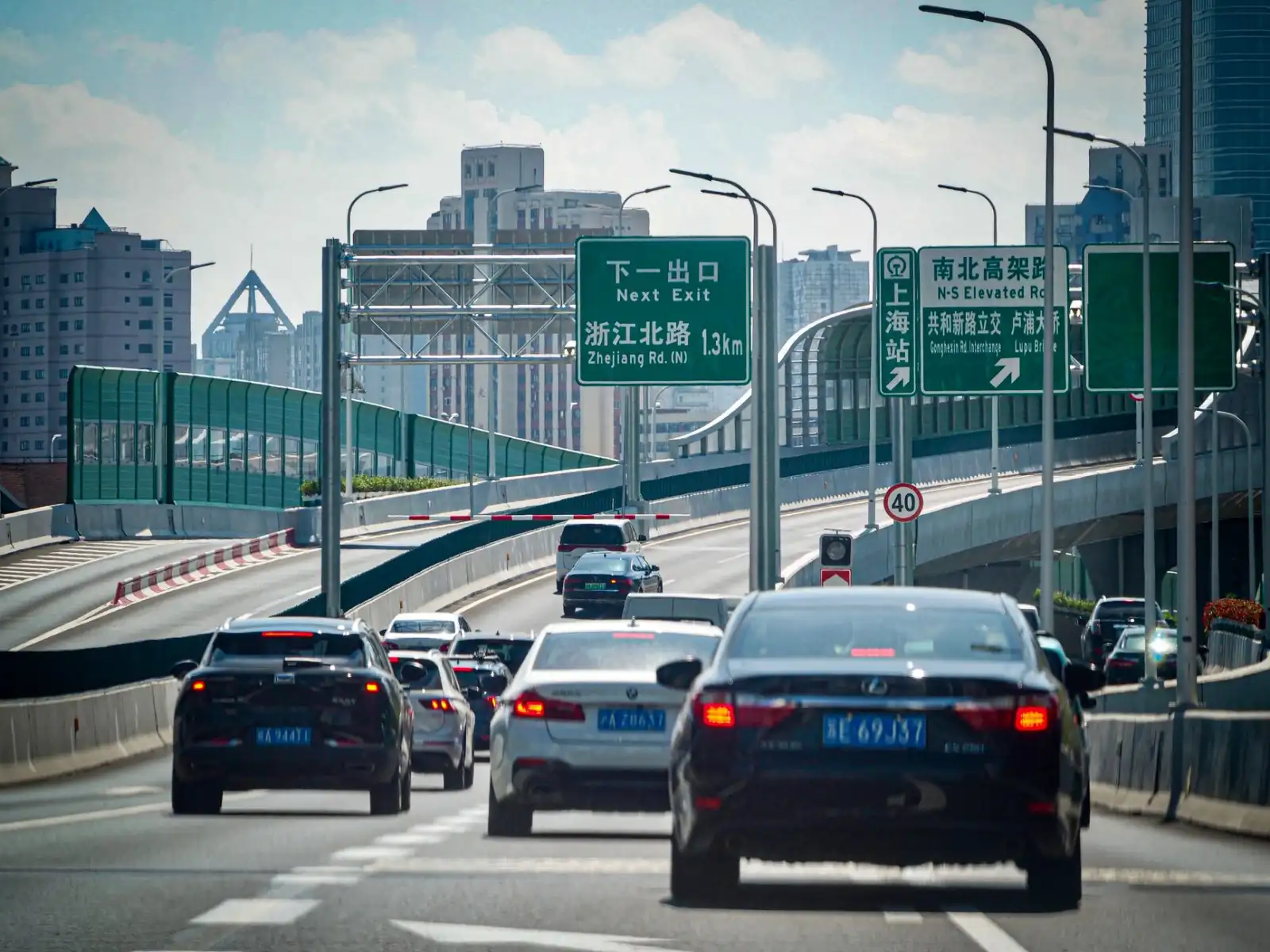 2025工业触摸屏选购指南：HMI人机界面型号参数与场景匹配