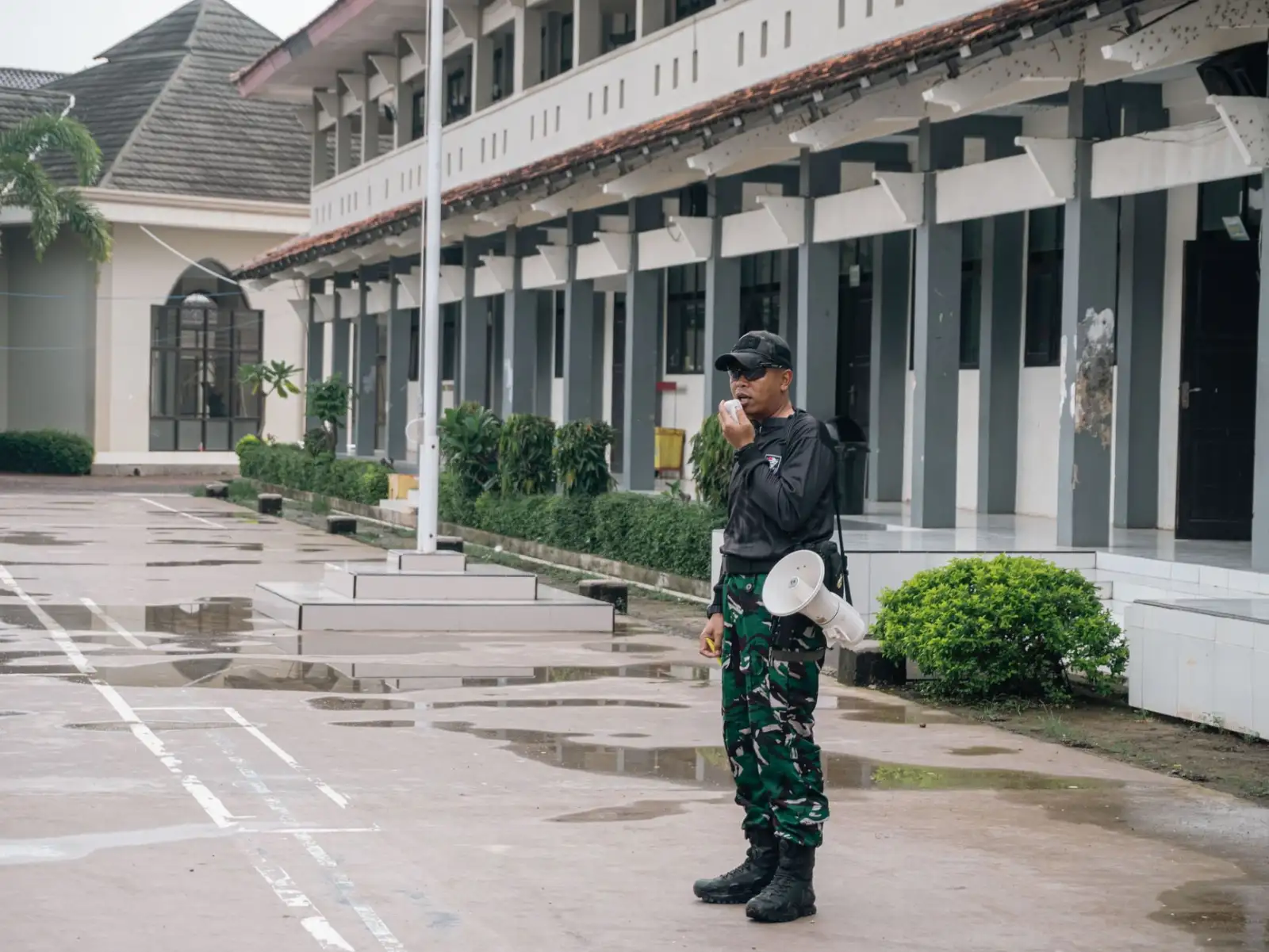 触摸屏与PLC组态集成方案：提升产线可视化监控效率