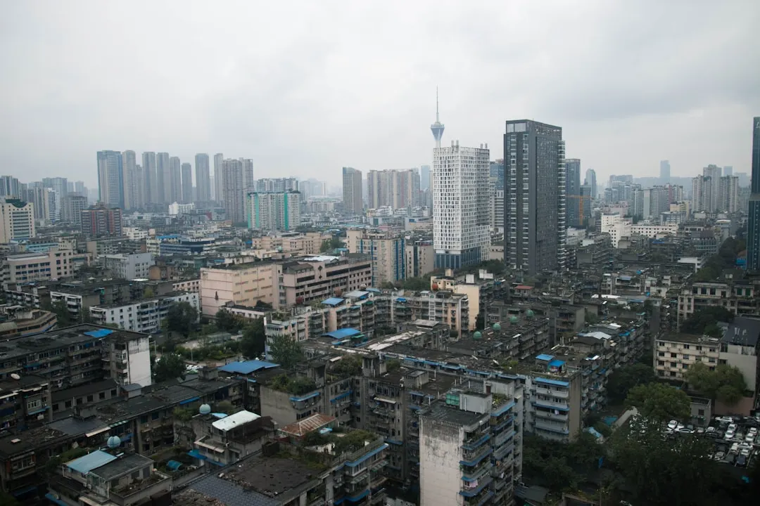 渝中区音迪娱触摸屏产品系列技术参数与行业应用解析